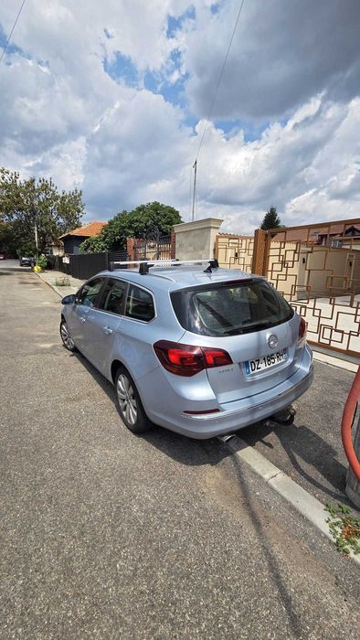 Opel Astra J Sports Tourer 1.4 benzină, 140 CP, Euro 6, 2016