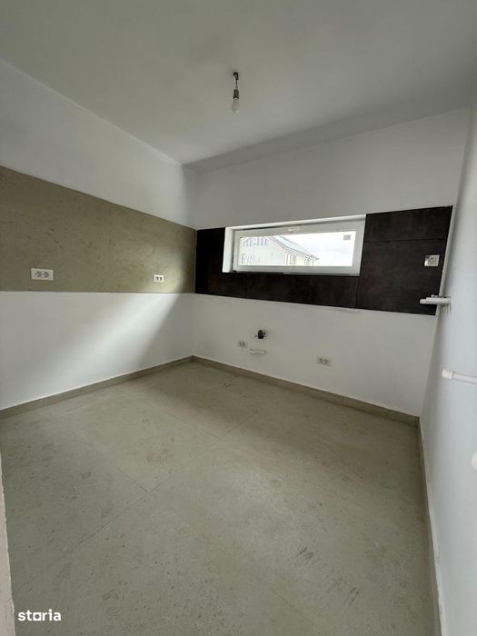 Casă de vânzare la preț redus - oportunitate excelentă!