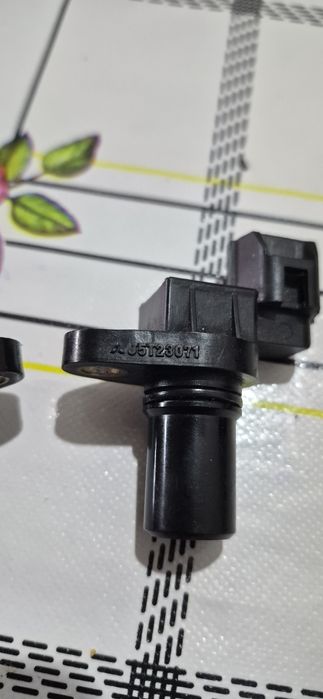 Датчик распредвала  коленвала митсубиси GDI