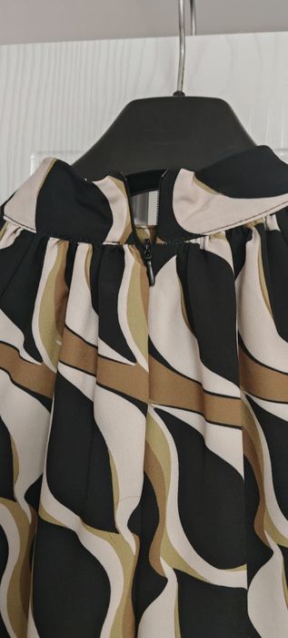 Рокля дълга с интересен десен