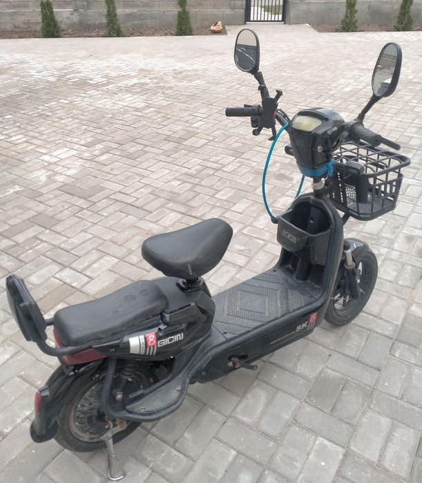 Продам скутер...