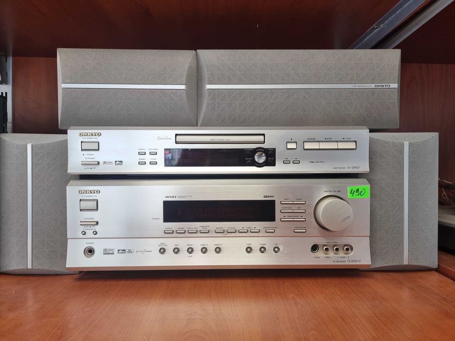 Уредба със CD/DVD Onkyo със 6 броя тонколони по 100 вата