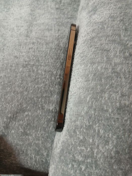 Айфон 12ПРО МАХ 256Г АКБ 84