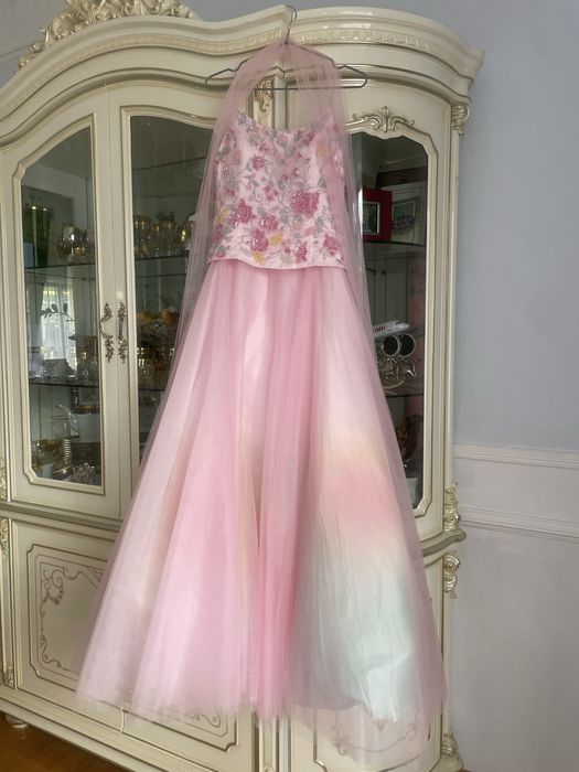 Продам платье на узату, выпускной