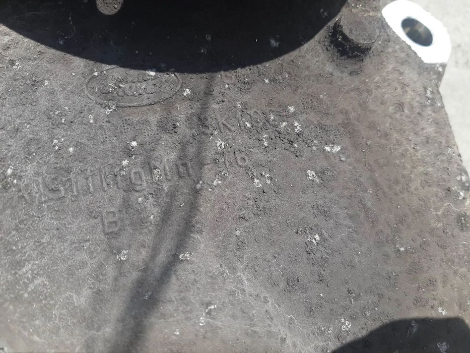 fuzeta stanga fata  3.0 d land rover range rover sport 2 l494