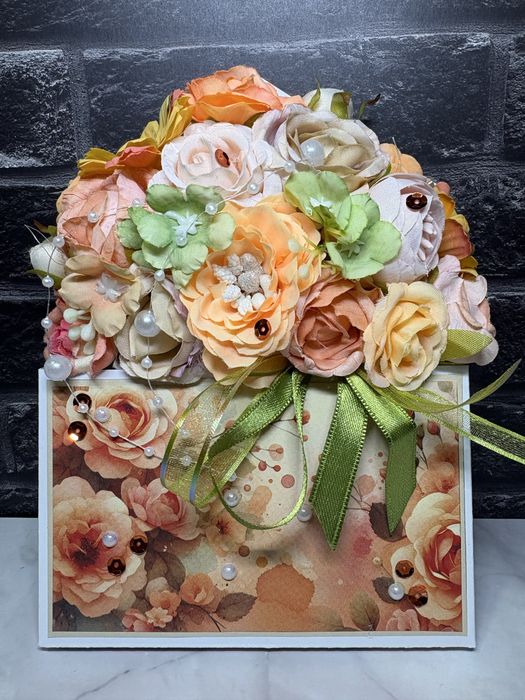 Плик с цветя ръчна изработка