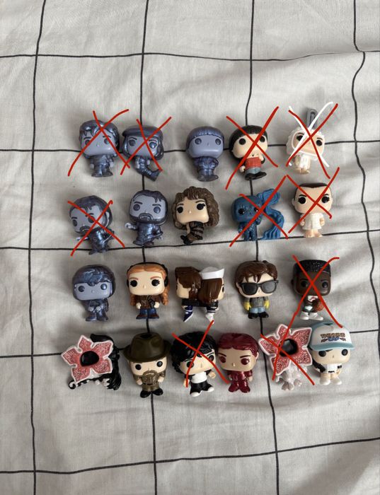 Stranger things kinder joy