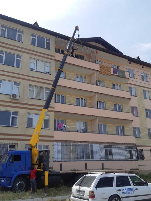 Кран - манипулятор 7 т.