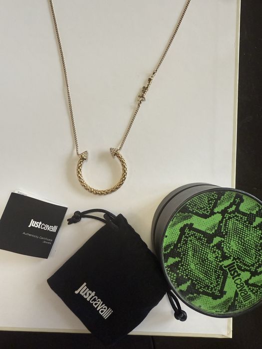 Колие just cavalli