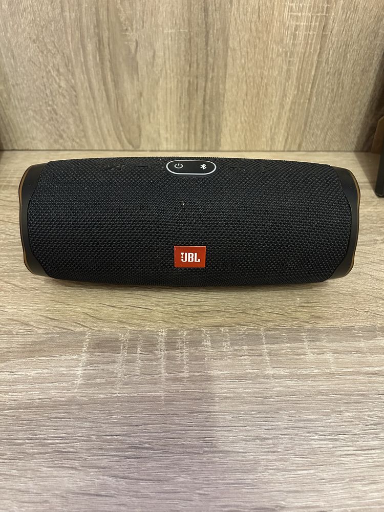 JBL CHARGE 4 Оригинал гр. Монтана Идеален център • OLX.bg