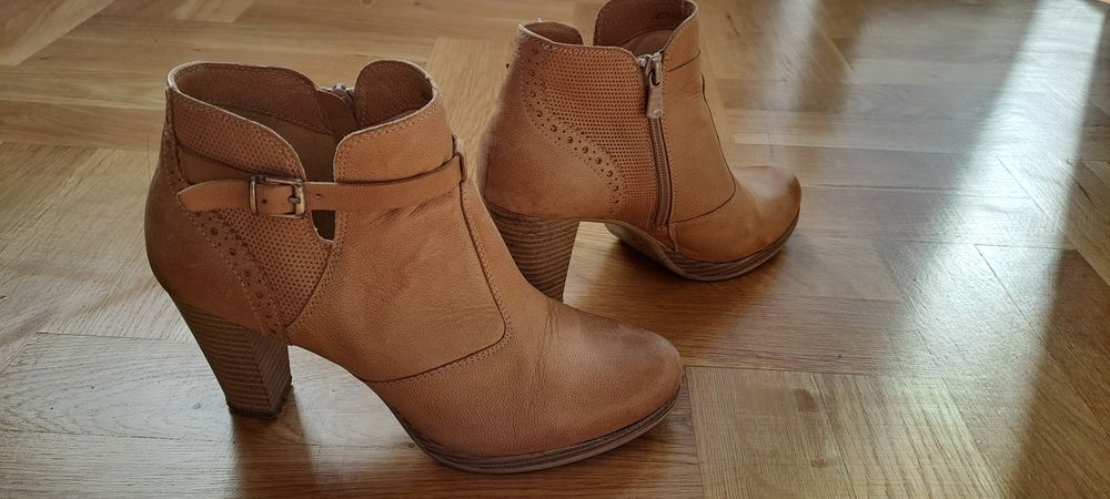 Дамски боти Anna Field