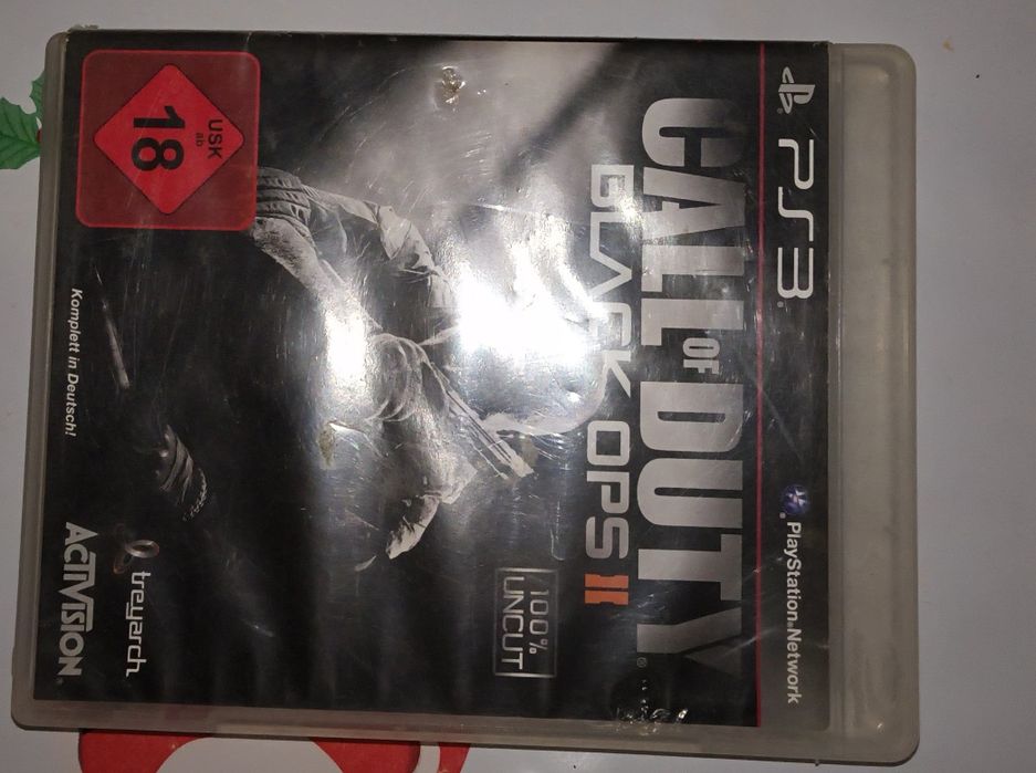 Vând un joc ps 3