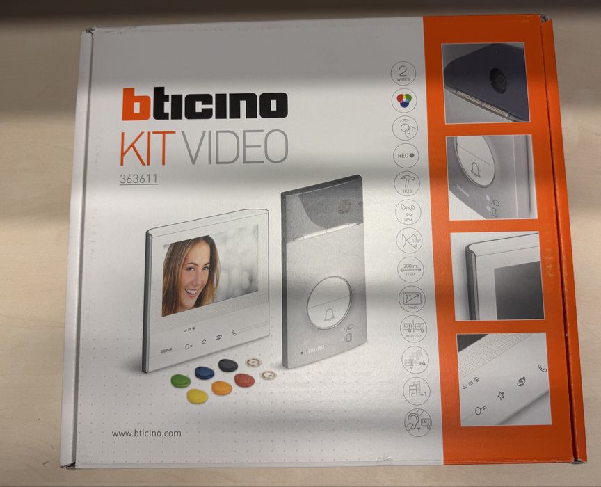 Video interfon 2 fire BTicino  363611 Linea 3000 Nou