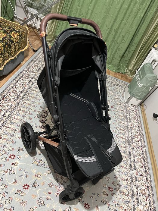 Продам детскую коляску