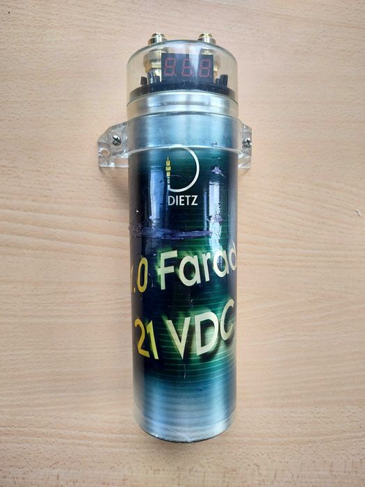 DIETZ 21VDC / 1 FARAD / aвтомобилен кондензатор