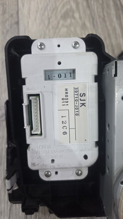 Монитор на Хонда Honda Elysion RR1