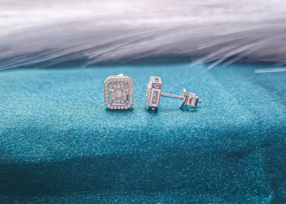 Cercei cu moissanite