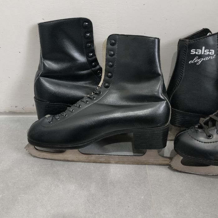 КОНЬКИ в отличном состоянии