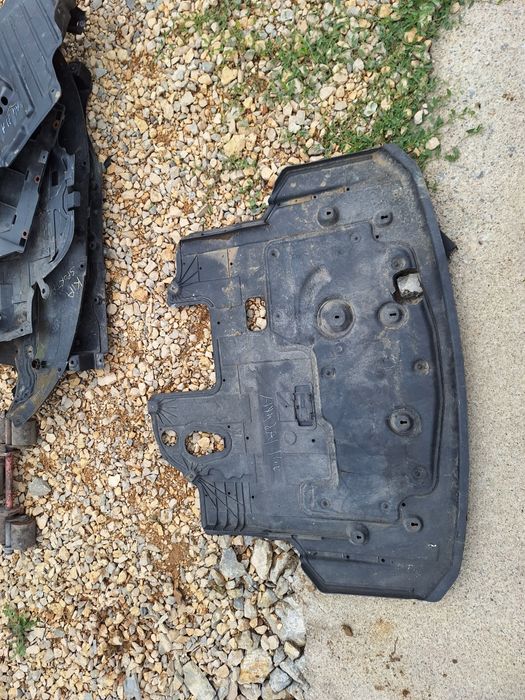 Кора за поддвигател за Hyundai i40 2013