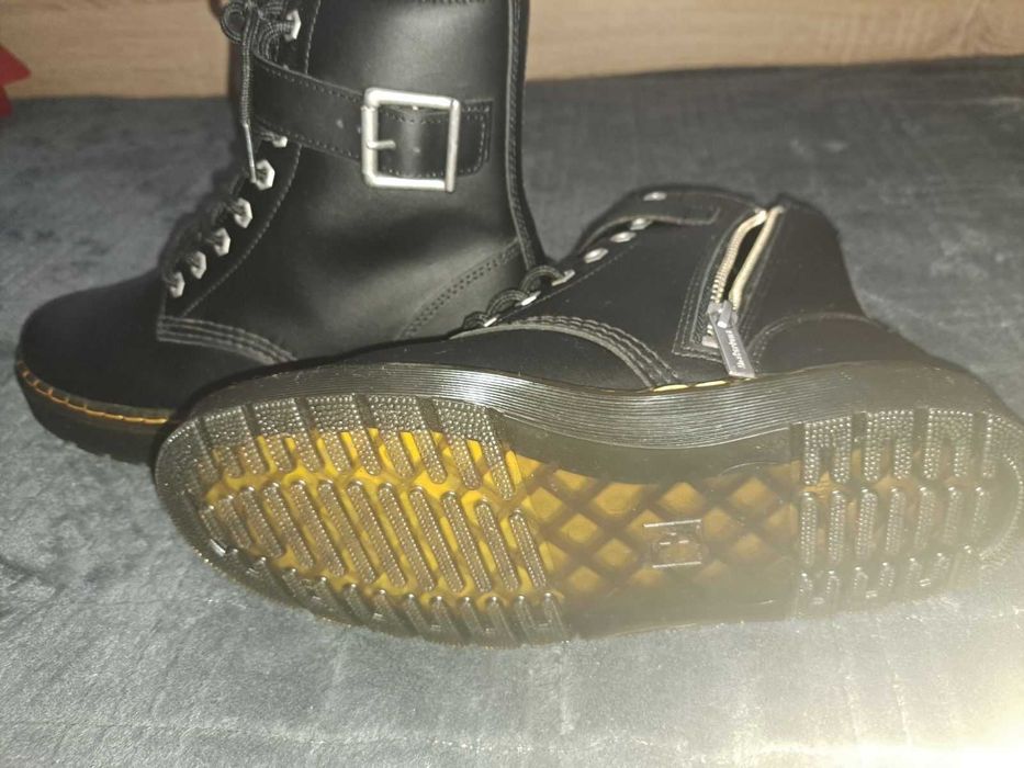 Дамски боти  - DR MARTINS