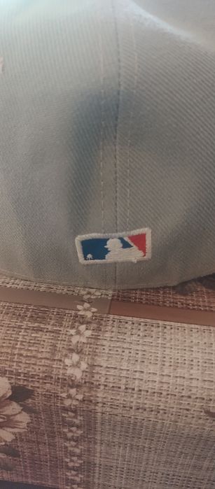 De vânzare șapcă originala