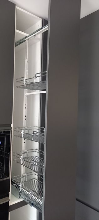 Кухненски килер голям и малък