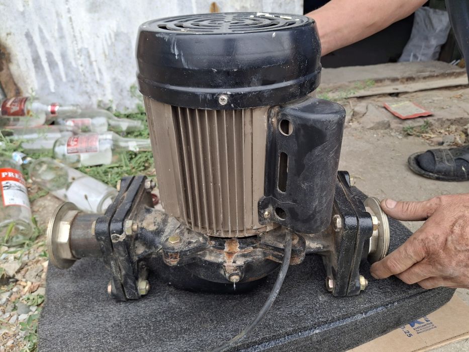 Насосы для жидкостеи