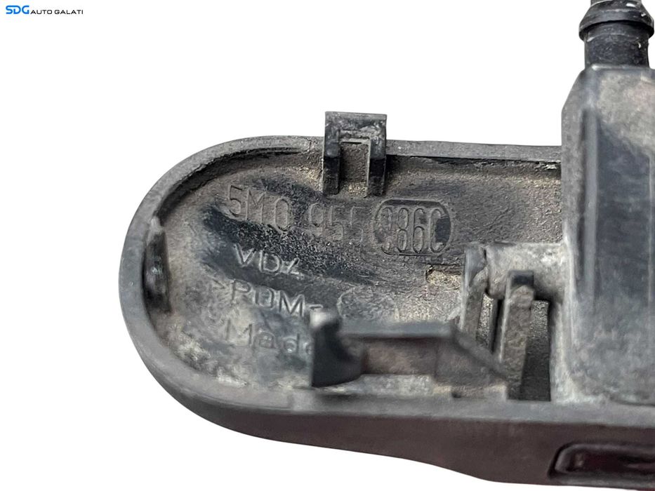Spalatoare Stropitoare Sprituitoare Incalzite cu Incalzire Parbriz de pe Capota Motor Skoda Superb 2 2008 - 2024 Cod 5M0955986C [B4702]