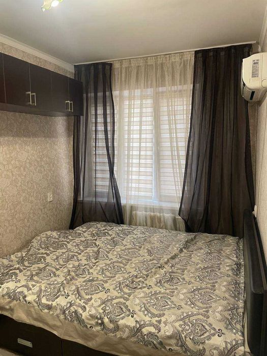 Мирободдан 2 хонали евроремонт квартира ижарага берилади. Ойбек метро