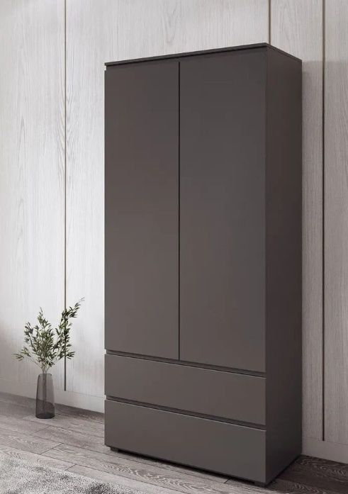 Шкаф. Распашные шкаф.