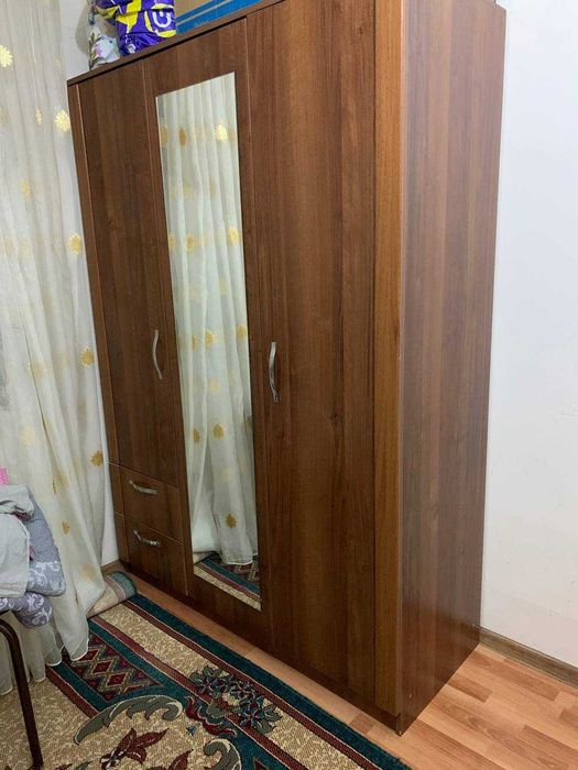 Шкаф в идеальном состоянии