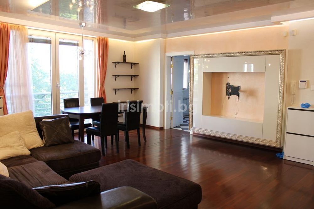 Дава се под наем Четиристаен апартамент в София, Изток - 147 кв.м за 1190 € - Снимка #1