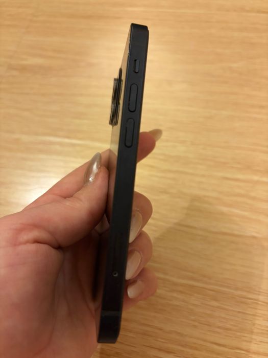 iPhone 12 mini – отлично състояние