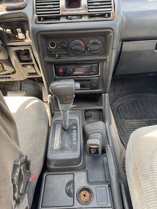 Vand Mitsubishi Pajeri MK2