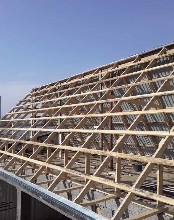 Ремонт крыш.профнастил.черепитца..шифер