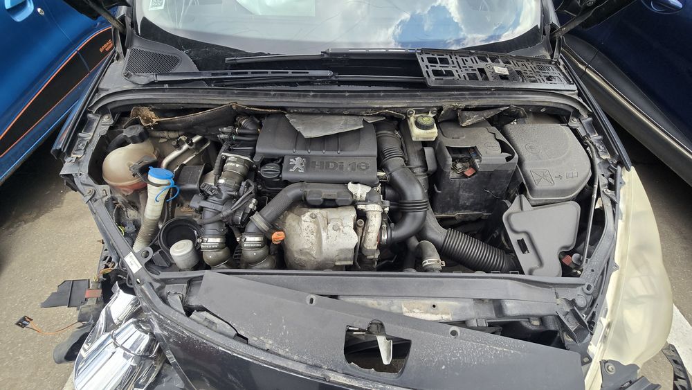 Peugeot 307 sw hdi hayon stopuri bara interior motor portbagaj usi usa electromotor alternator roti jante aliaj pompa injecție motorina oglinda scaun