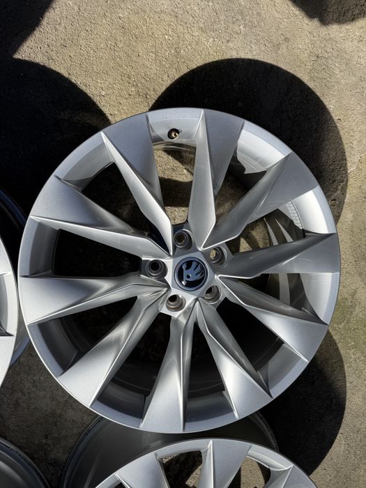 Jante Aliaj 19 5x112 Original Skoda Karoq Kodiaq Octavia Superb