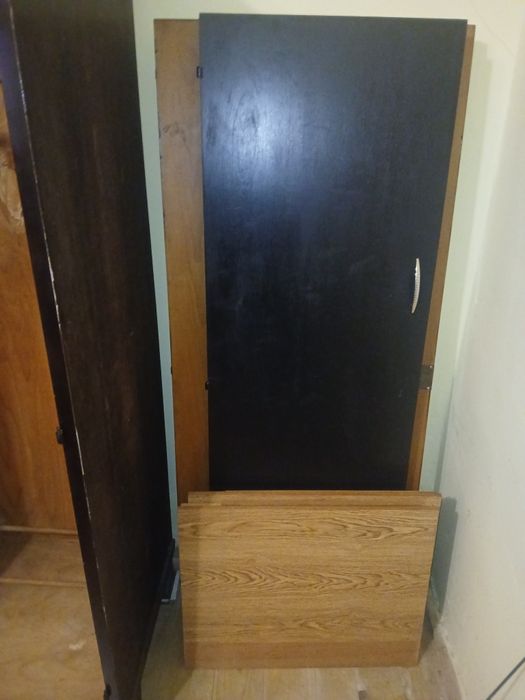 Dulap masiv de va.zare