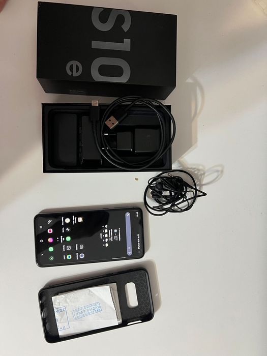 Самсунг с 10е  продам