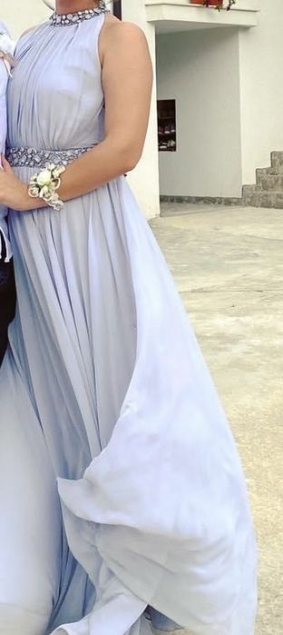 Официална рокля