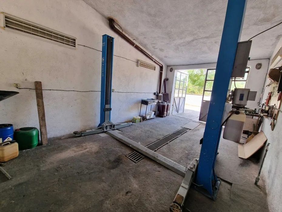 Продава се Промишлена сграда в с. Болярци, Област Пловдив - 2000 кв.м за 298 €/кв.м - Снимка #4