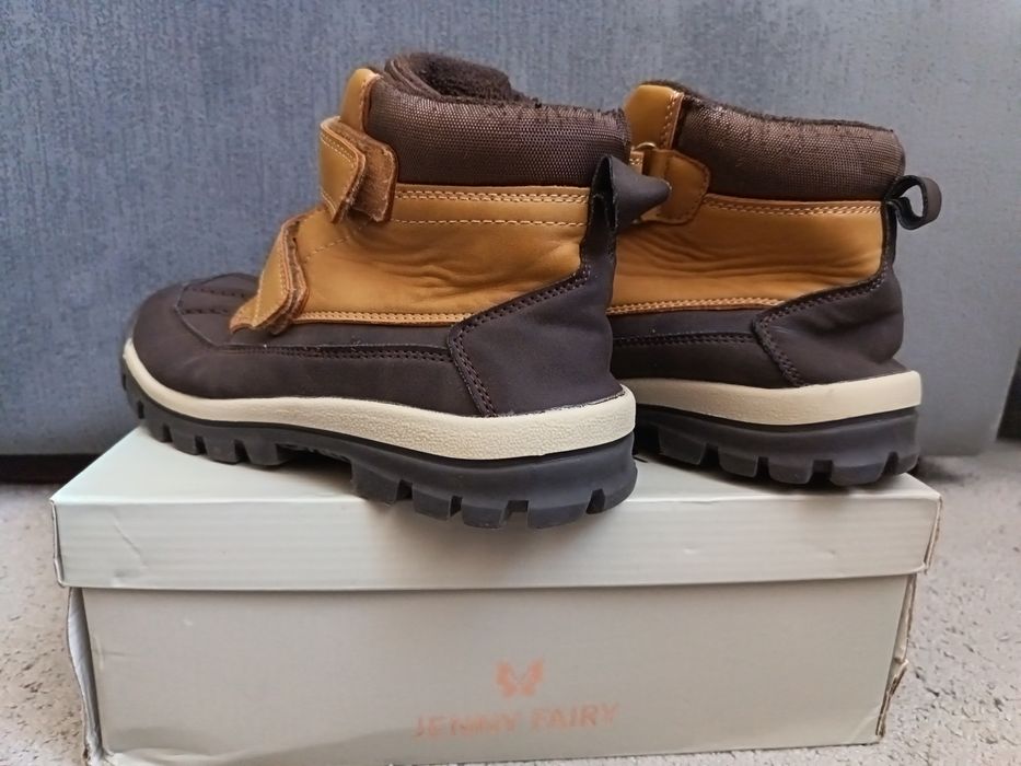 Ghete Reserved*Marime 35