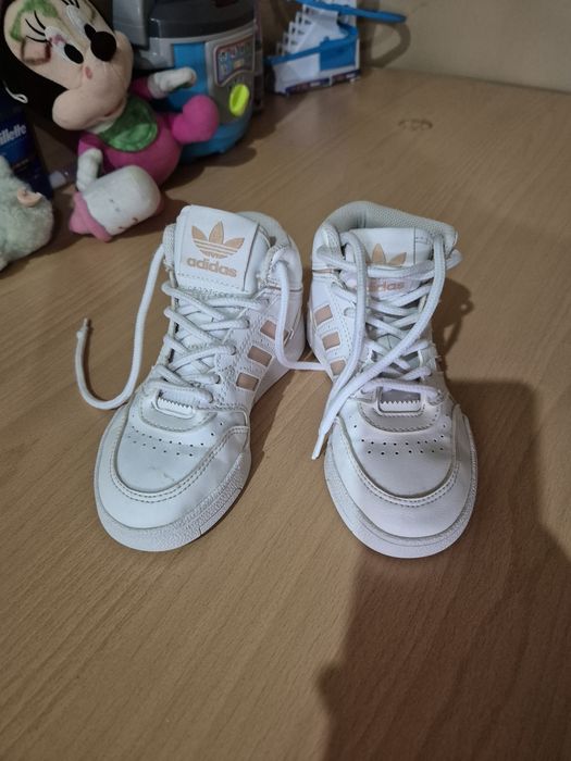 Оригинални Adidas 28 номер