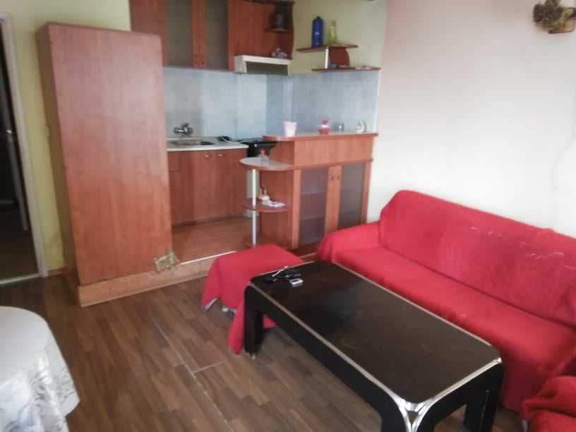 Дава се под наем Едностаен апартамент в Бургас, Възраждане - 48 кв.м за 178.5 € - Снимка #3