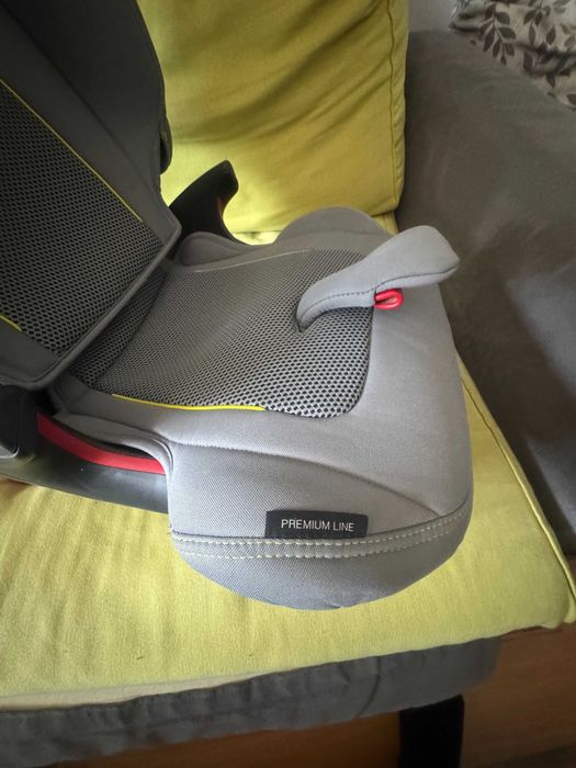 Изключително запазено детско столче за кола Britax Römer KidFix III S