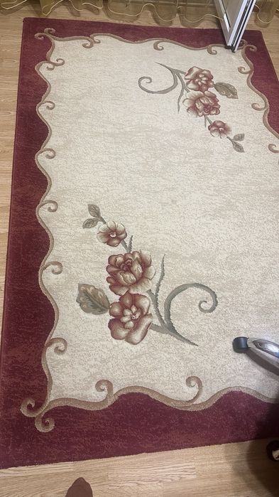 Продам ковер размер 1,5×2,3