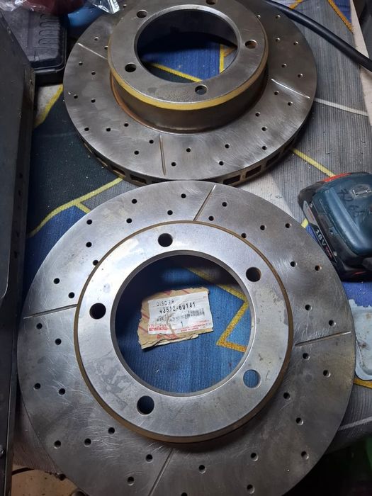 Тормозной диск от Лексуса