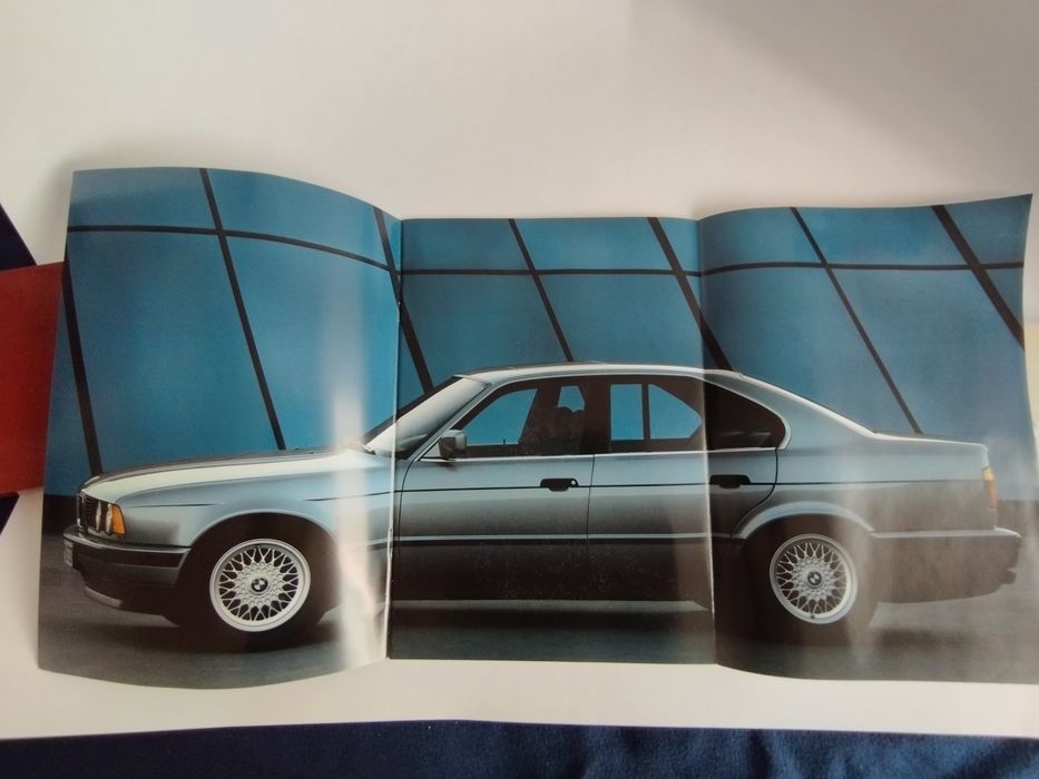 Рекламни брошури BMW ретро