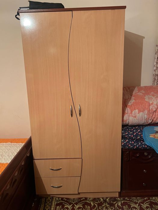 Детский шкаф, почти новый
