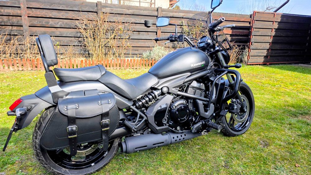 Vând Kawasaki Vulcan S 650 ABS - Model 2023 - foarte întreținută